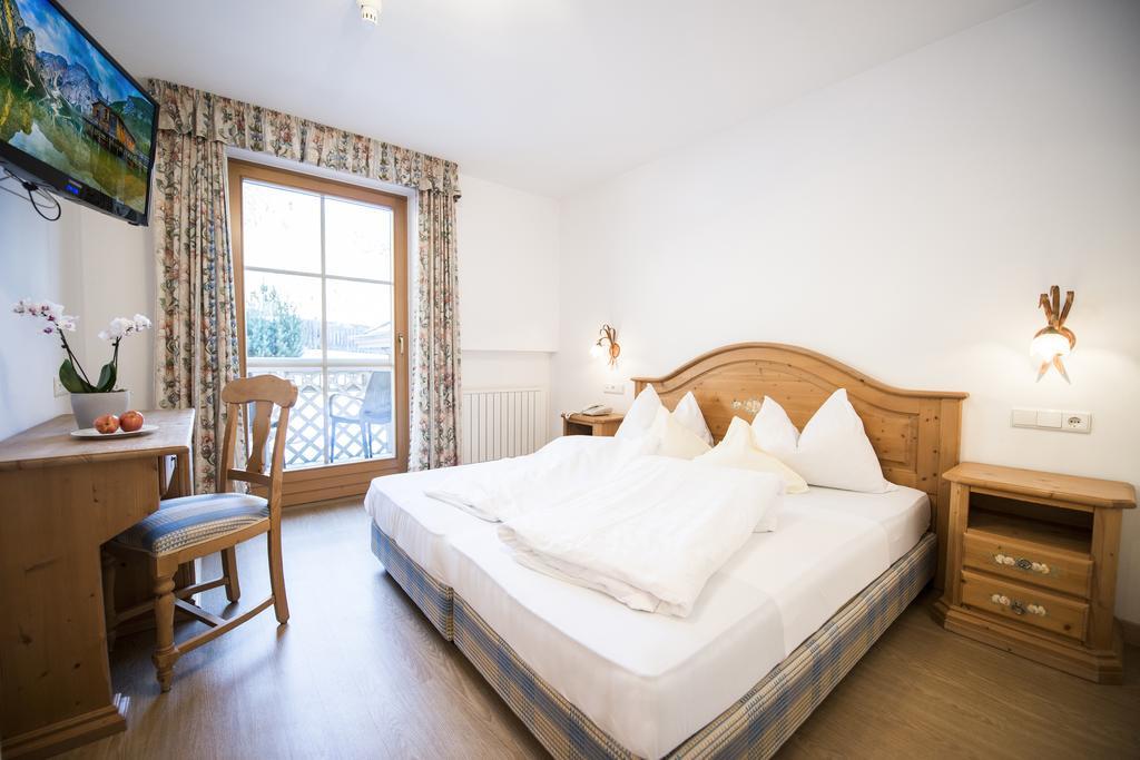 Turmhotel Gschwendt Planca di Sopra Extérieur photo