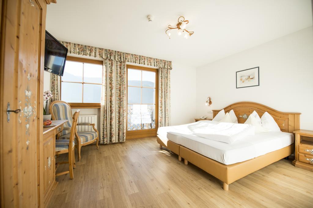 Turmhotel Gschwendt Planca di Sopra Extérieur photo